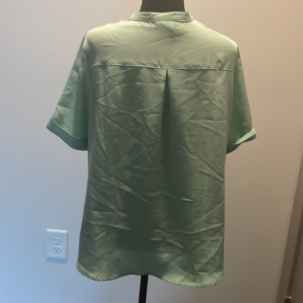 Mint green blouse - Picture 6 of 7